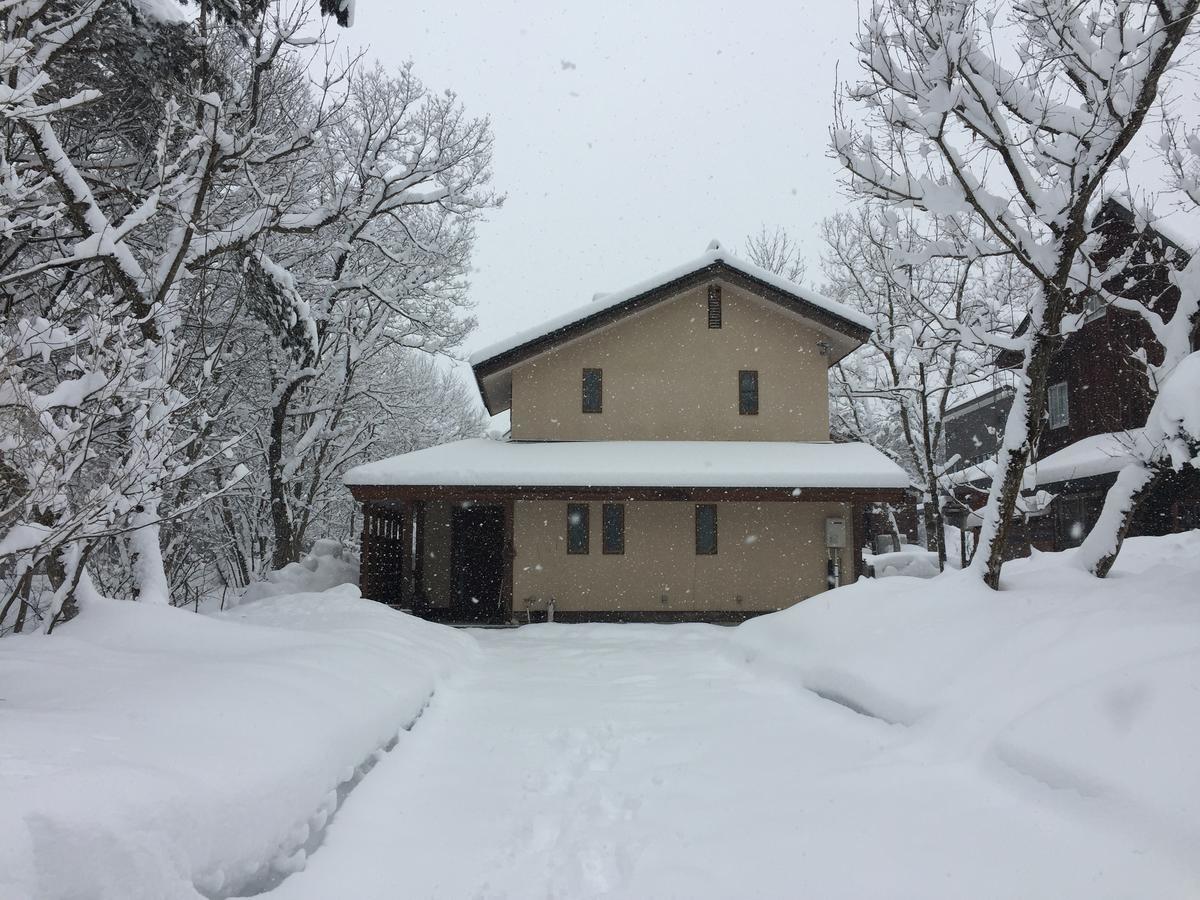 Shirokuma Lodge Hakuba Bagian luar foto